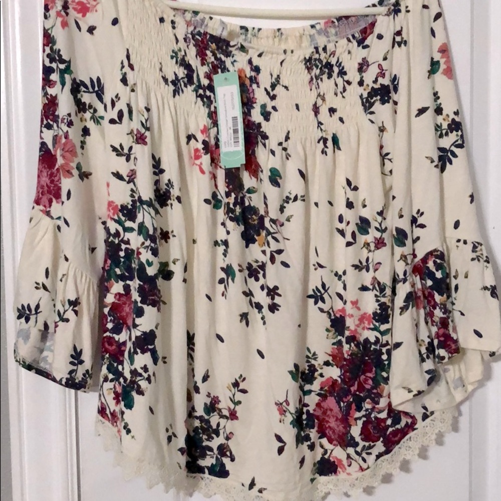 Floral, 3/4 ruffled sleeves blouse NEW WITH TAGS